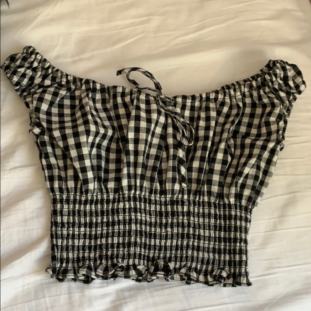 BRANDY MELVILLE CHECKERED TOP